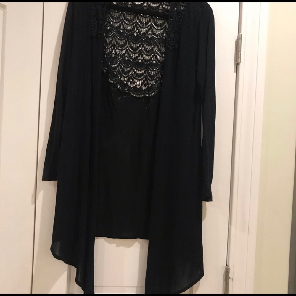 BCBG Maxazria long sleeves tunic